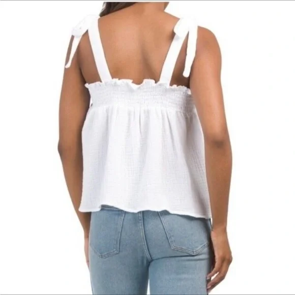 cupcakes & cashmere White Tie-Strap Gauze Tank Top - Picture 5 of 8